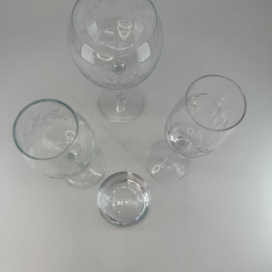 Lorraine vin glass