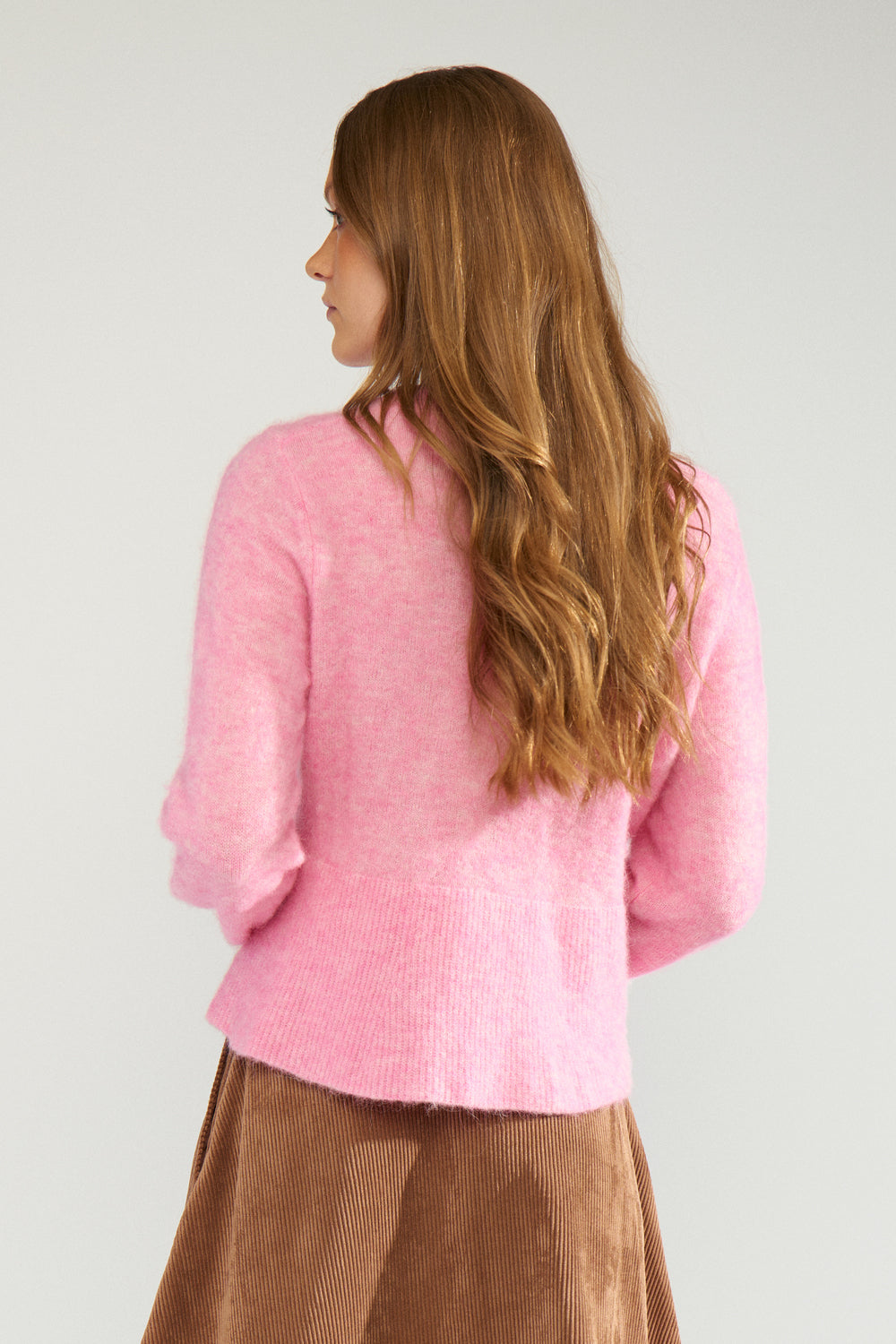 Nusuri peplum genser - bonbon