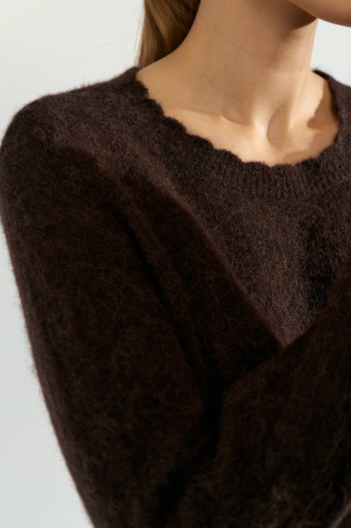 Nusuri peplum genser - black coffee