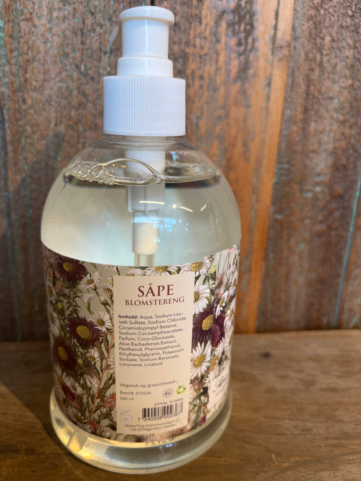 Pumpesåpe, 500 ml - blomstereng / lilla blomster