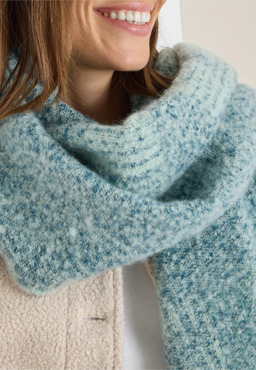 Børstet skjerf - moonstone - Many Colors