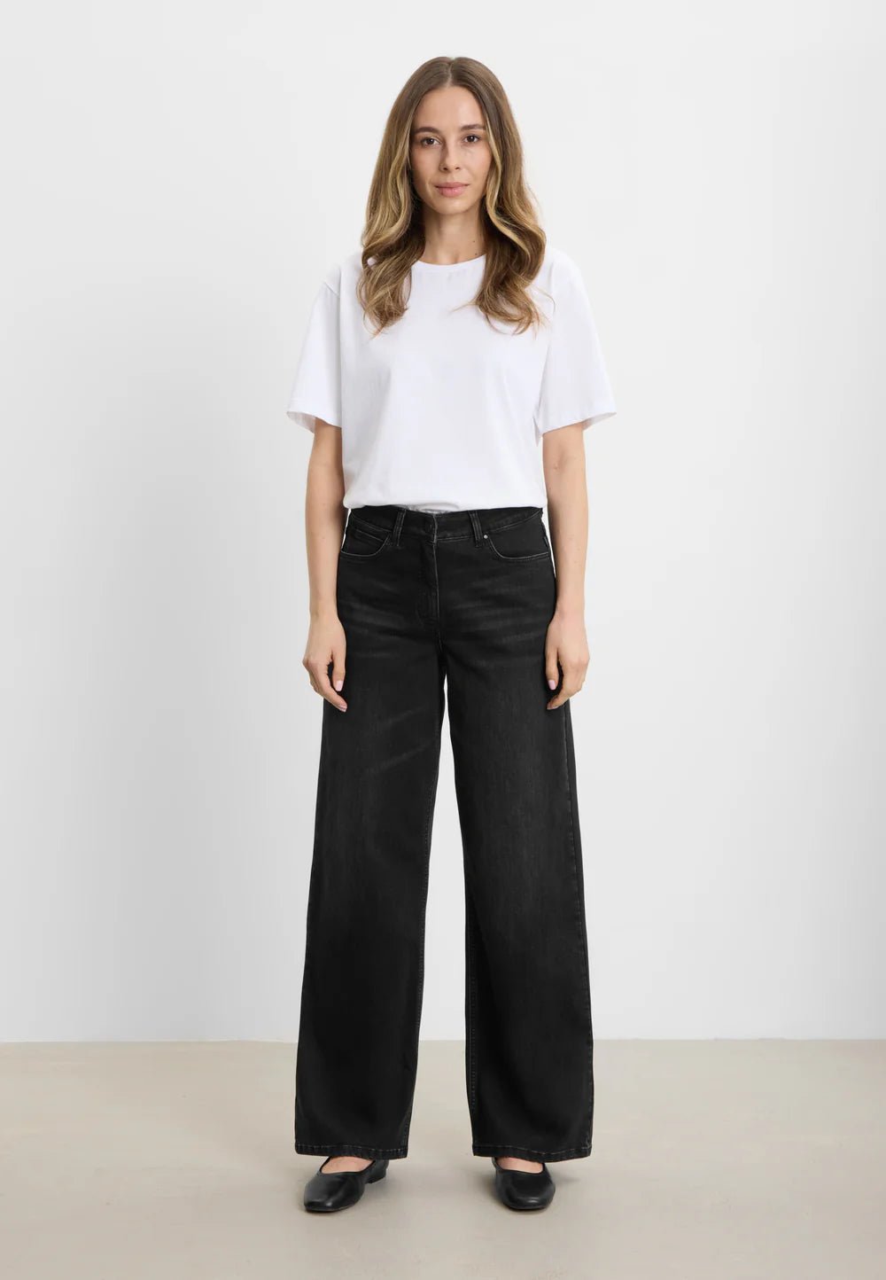 Carol loose - vasket svart denim - ML - Many Colors
