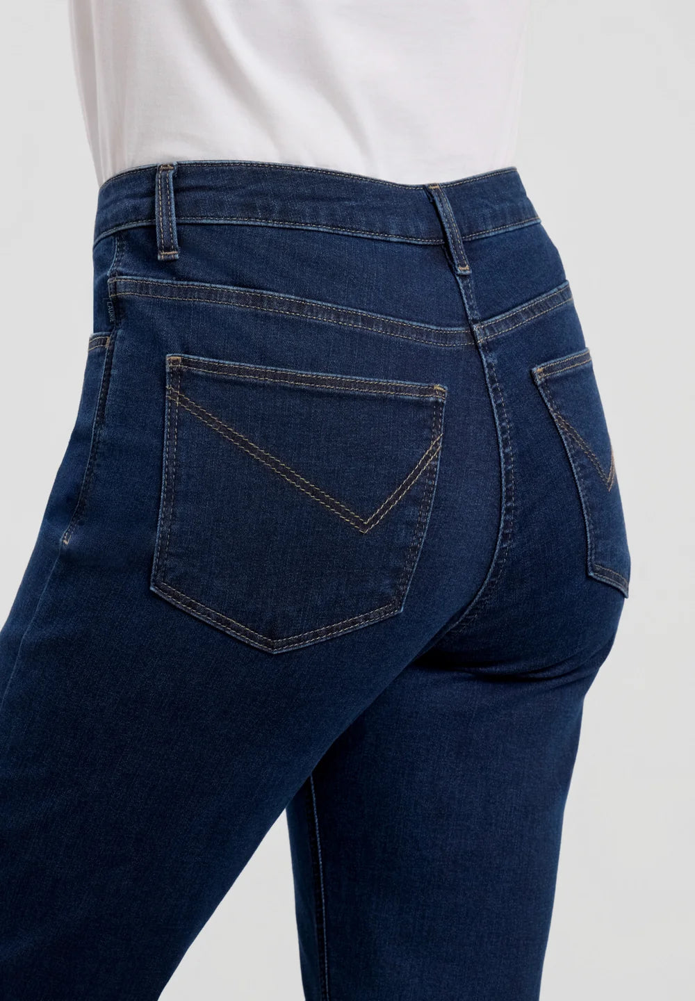 Charlotte flare regular ML - mørk blå denim