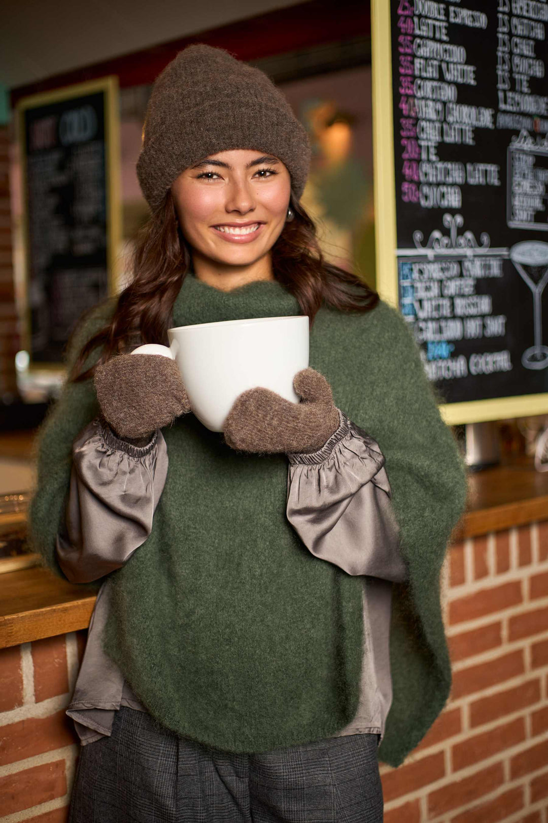 Bjoerk roll neck poncho - army - onesize