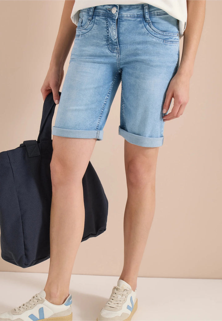 Scharlett shorts - lys blå - Many Colors