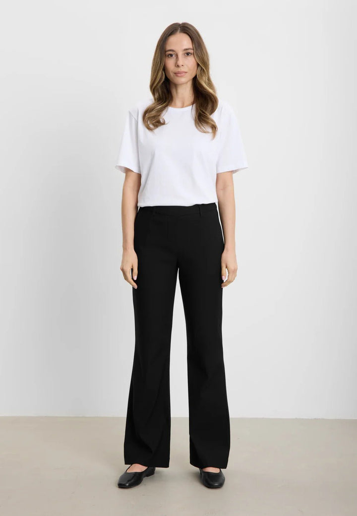 Zina flare regular ML - svart - Many Colors
